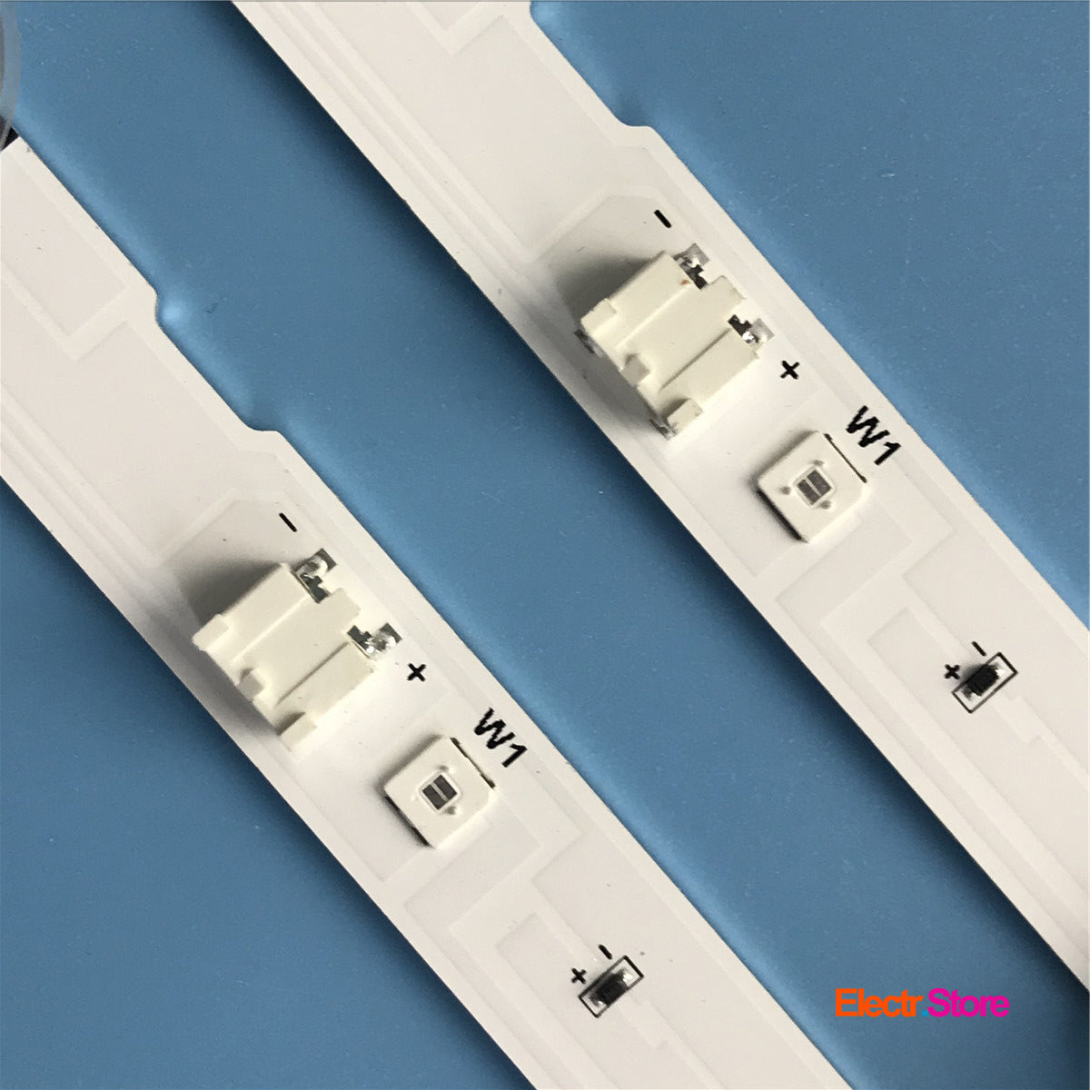 LED Backlight Strip Kits, V8DN-320SM1-R1, LM41-00618A, BN96-46574A (2 pcs/kit), for TV 32" SAMSUNG: UE32M5000, UE32M5075, UE32M5005, UE32M5500 32" LED Backlights Samsung V8DN-320SM1-R1 Electr.Store